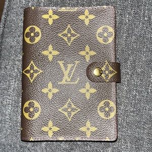 Louis Vuitton Monogram Agenda❤️ Great condition!
